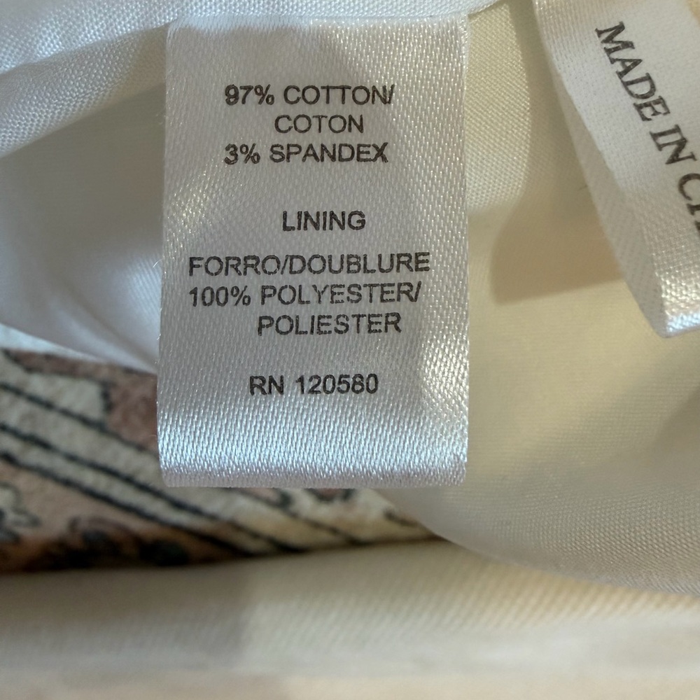Amanda & Chelsea Soft White Blazer, Size 6 - Picture 6 of 6